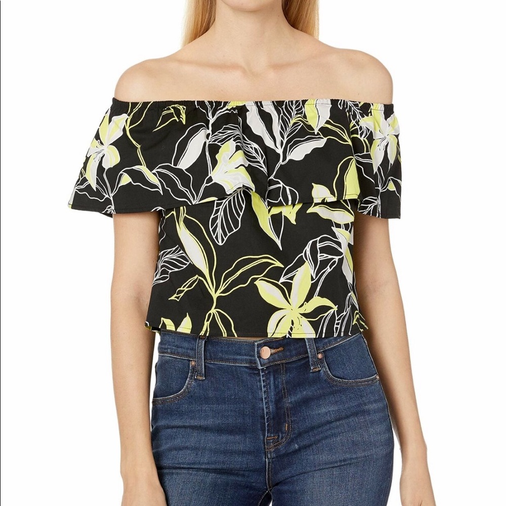 Splendid off shoulder cropped shirt, size xs
